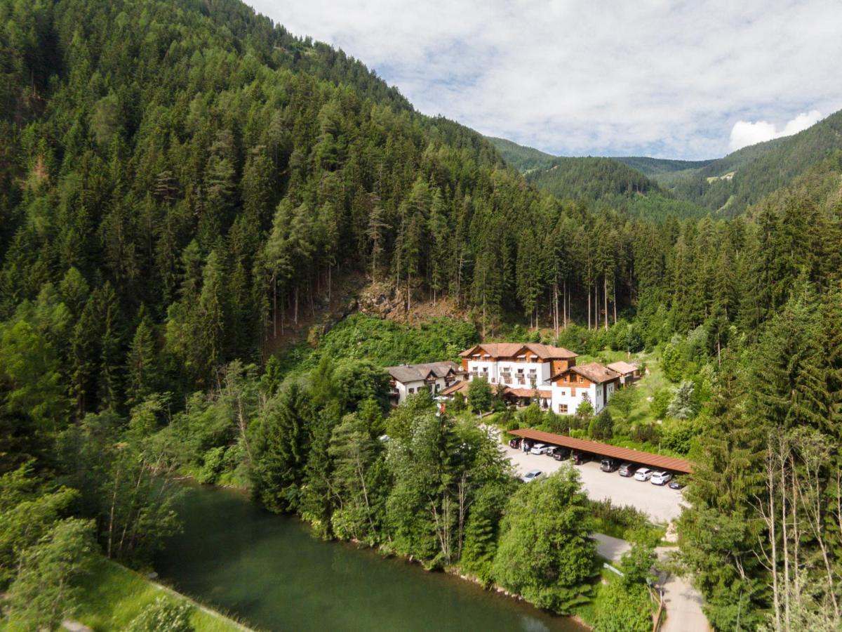 Hotel Bad Schoergau Sarentino Eksteriør billede